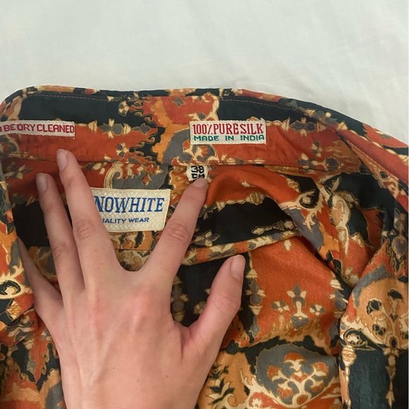 Vintage Snowhite Silk Button Down - Picture 2 of 5